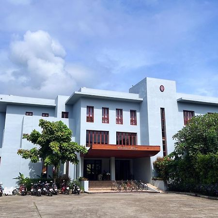 Riverhouse Resort Mae Sariang Eksteriør bilde