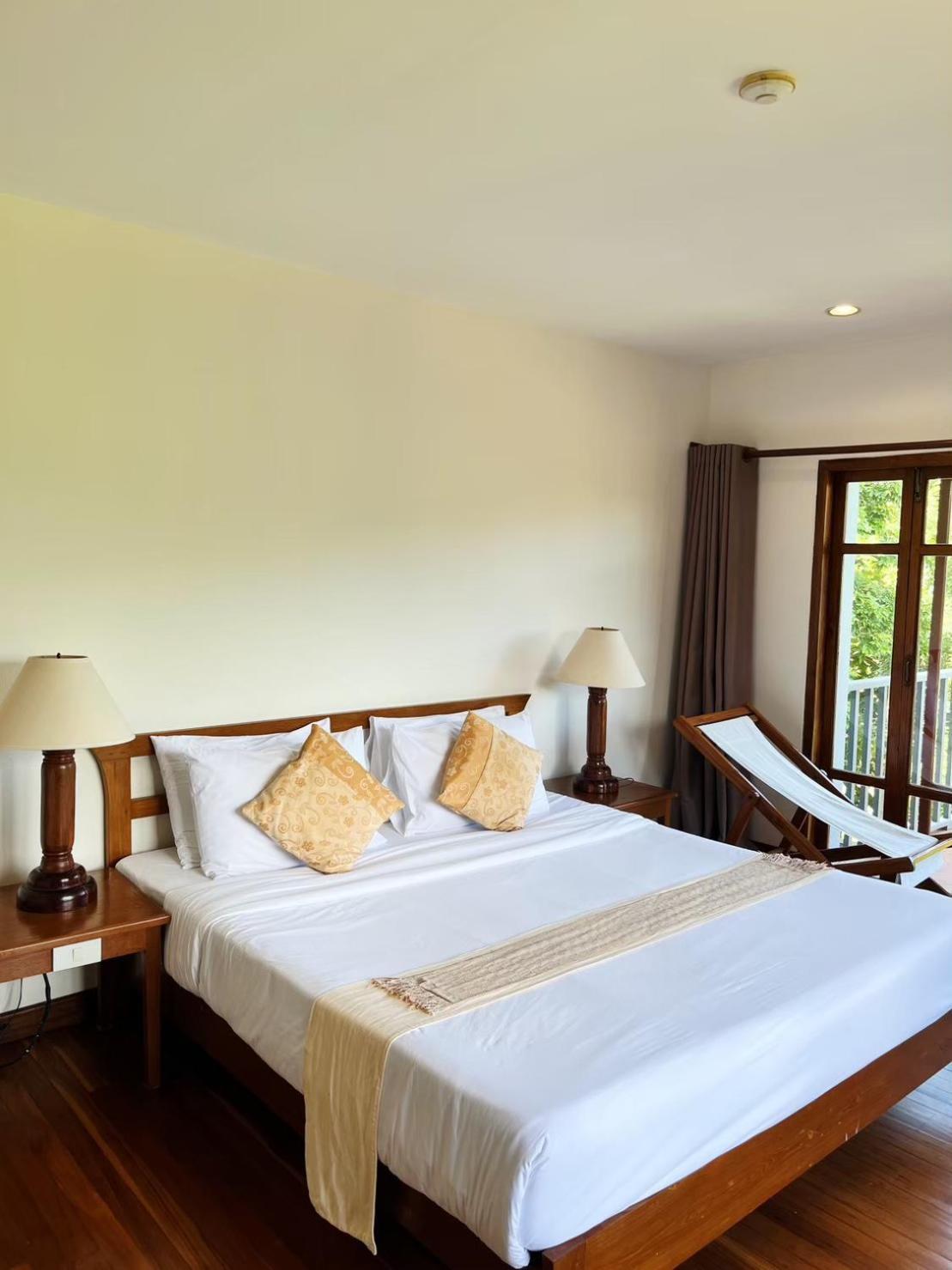 Riverhouse Resort Mae Sariang Eksteriør bilde