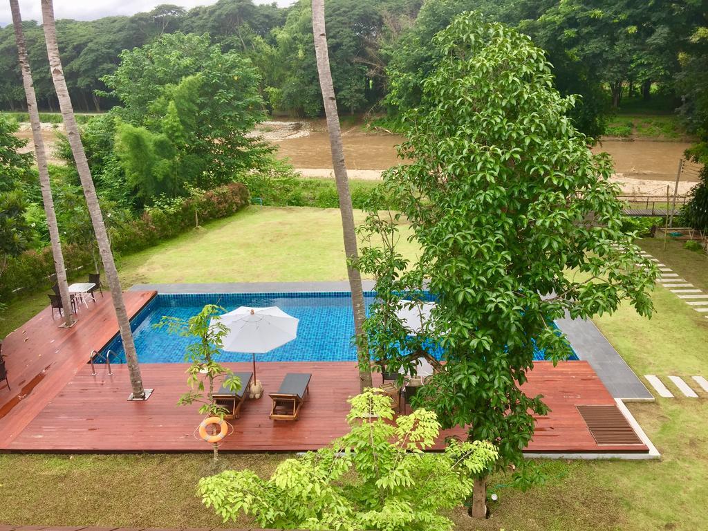 Riverhouse Resort Mae Sariang Eksteriør bilde